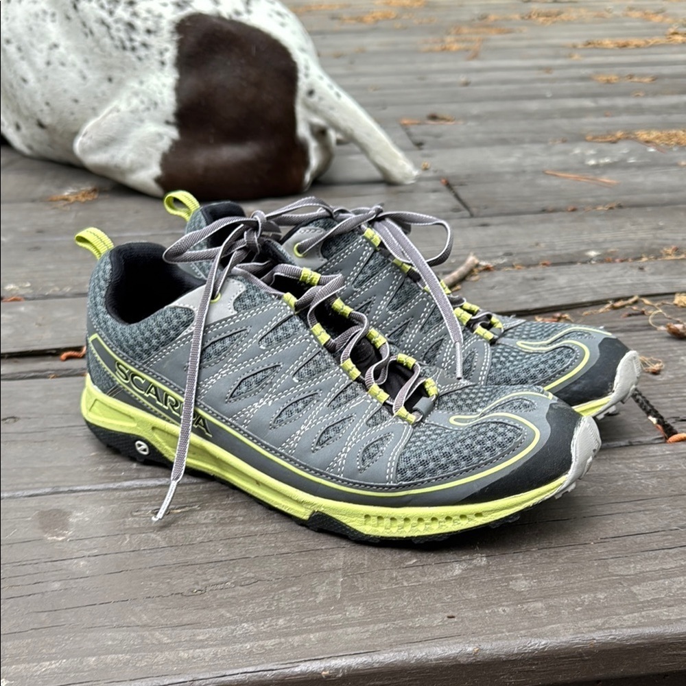 Scarpa gray and yellow womenโs hiking shoes size 9.5